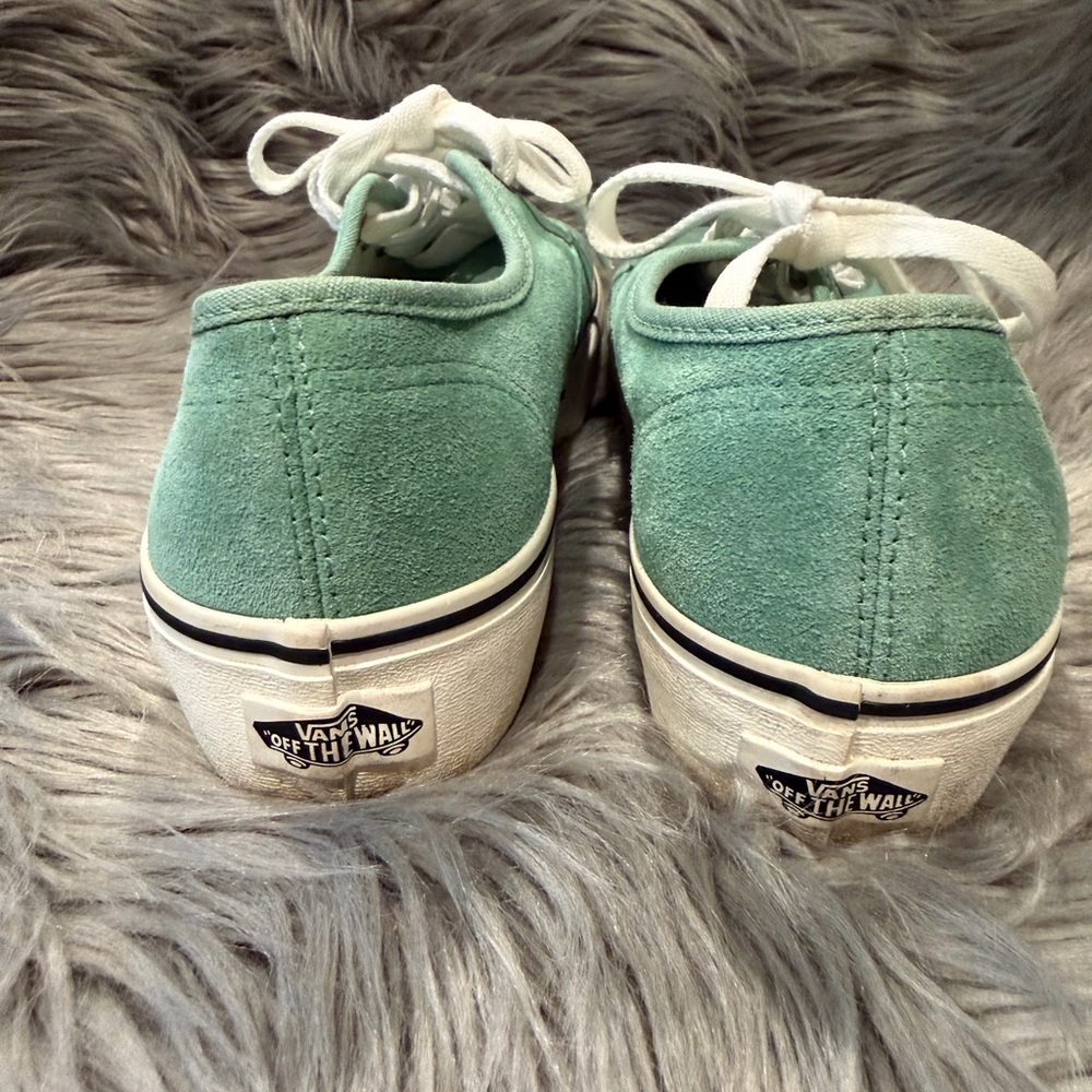 *LIKE NEW* Suede 1” Platform Vans (Women’s 8/ Mens 6.5) - Picture 4 of 7